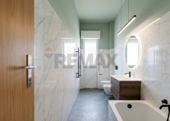 Bagno - Apartment via Vincenzo Bellini
 
68, Valverde - photo 13