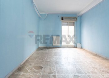 Stanza vuota - Apartment via Vincenzo Bellini
 
68, Valverde - photo 17