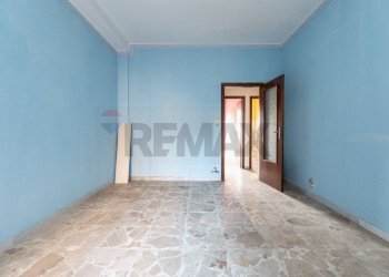 Stanza vuota - Apartment via Vincenzo Bellini
 
68, Valverde - photo 18