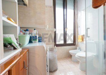 Bagno - Appartamento Via Giacomo Puccini
 
32, Catania - foto 8