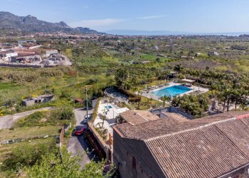 Vista delle montagne - Villa via San Marco
 
3, Calatabiano - foto 109