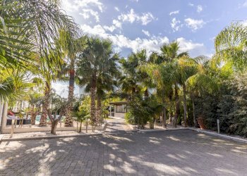 Edificio all\'aperto - Villa via San Marco
 
3, Calatabiano - foto 134