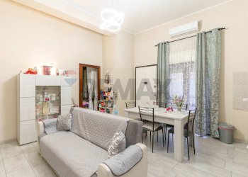 Sala da pranzo - Two-room apartment Via Napoli
 
16, Aci Castello - photo 1