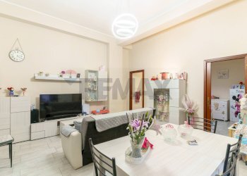 Sala da pranzo - Two-room apartment Via Napoli
 
16, Aci Castello - photo 3