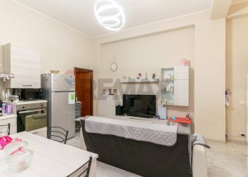 Sala da pranzo - Two-room apartment Via Napoli
 
16, Aci Castello - photo 7