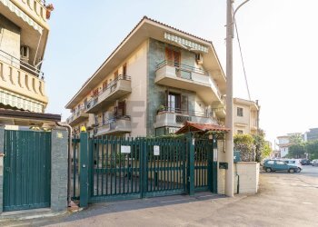 Edificio all\'aperto - Two-room apartment Via Napoli
 
16, Aci Castello - photo 23