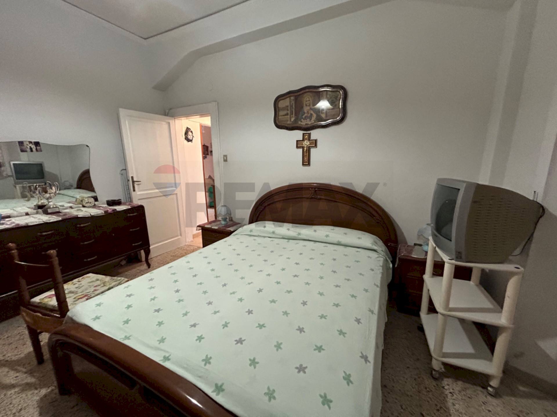 Camera / camera da letto - Four-room apartment Umberto 1
 
17, Roccalumera - photo 3