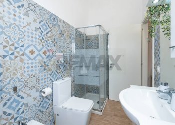 Bagno - Casa semi indipendente Via Bambino
 
63, Catania - foto 30