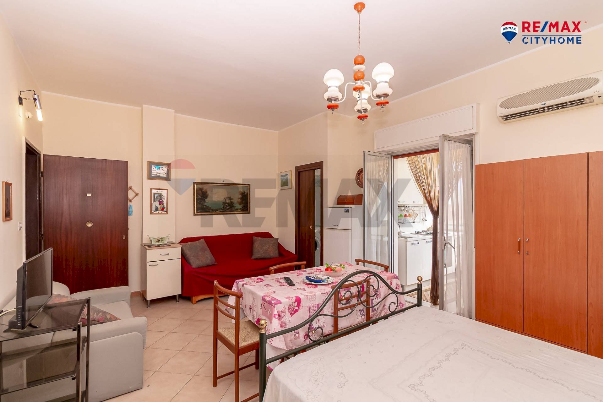 Camera / camera da letto - Monolocale Via porticato
 
2, Giardini-Naxos - foto 3