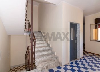 Scale - Monolocale Via porticato
 
2, Giardini-Naxos - foto 4