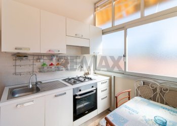 Cucina - Monolocale Via porticato
 
2, Giardini-Naxos - foto 5