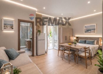 Sala da pranzo - Monolocale Via porticato
 
2, Giardini-Naxos - foto 1