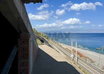 Vista dell\'acqua - Casa indipendente Scaletta Zanclea - foto 4