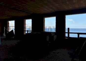 Soggiorno - Casa indipendente Scaletta Zanclea - foto 8