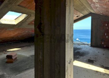 Stanza vuota - Casa indipendente Scaletta Zanclea - foto 24