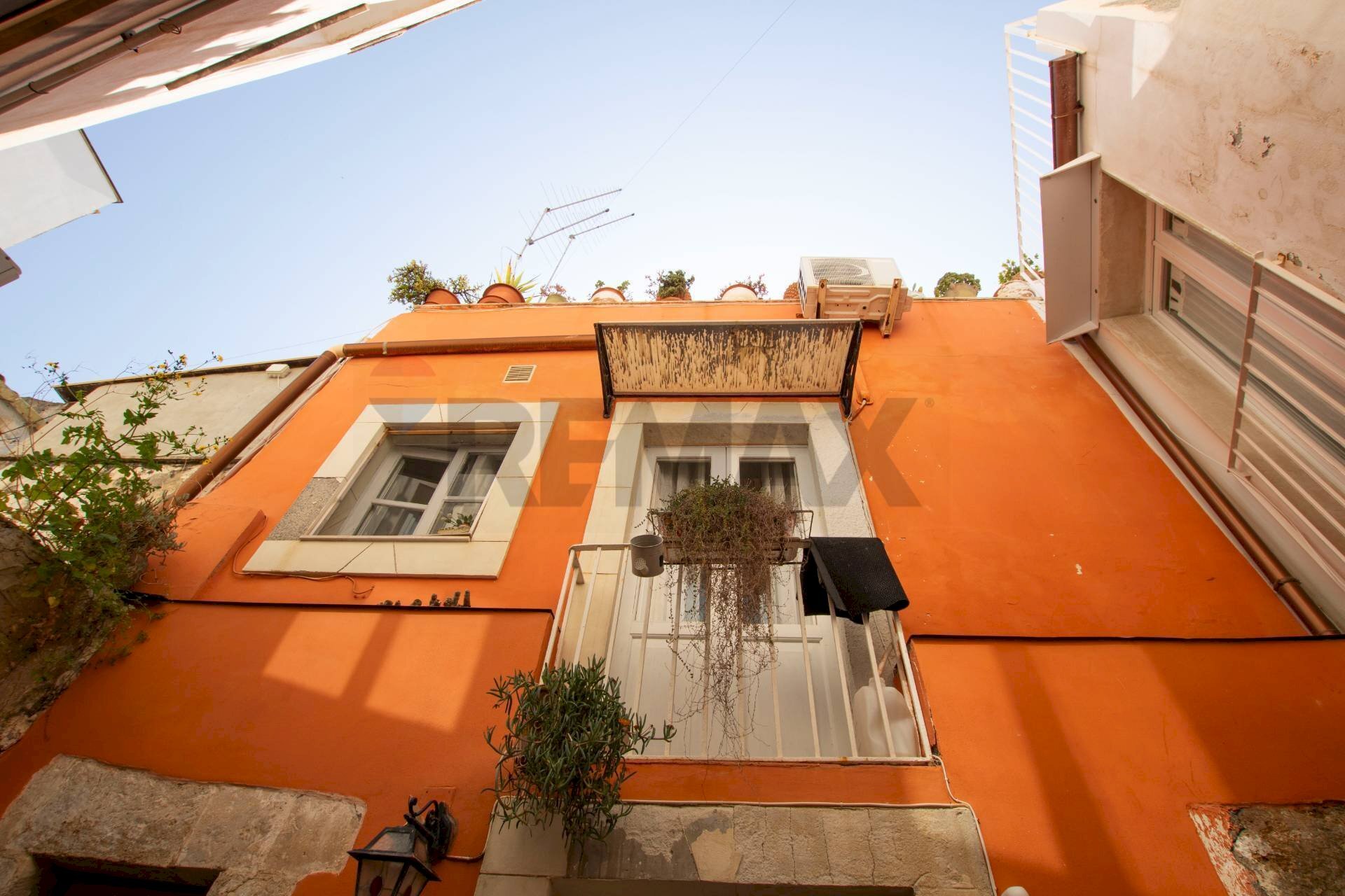 Casa all\'aperto - Casa indipendente Via Vittorio Veneto
 
163, Siracusa - foto 1