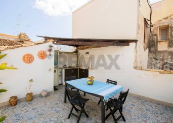 Terrazza - Casa indipendente Via Vittorio Veneto
 
163, Siracusa - foto 32