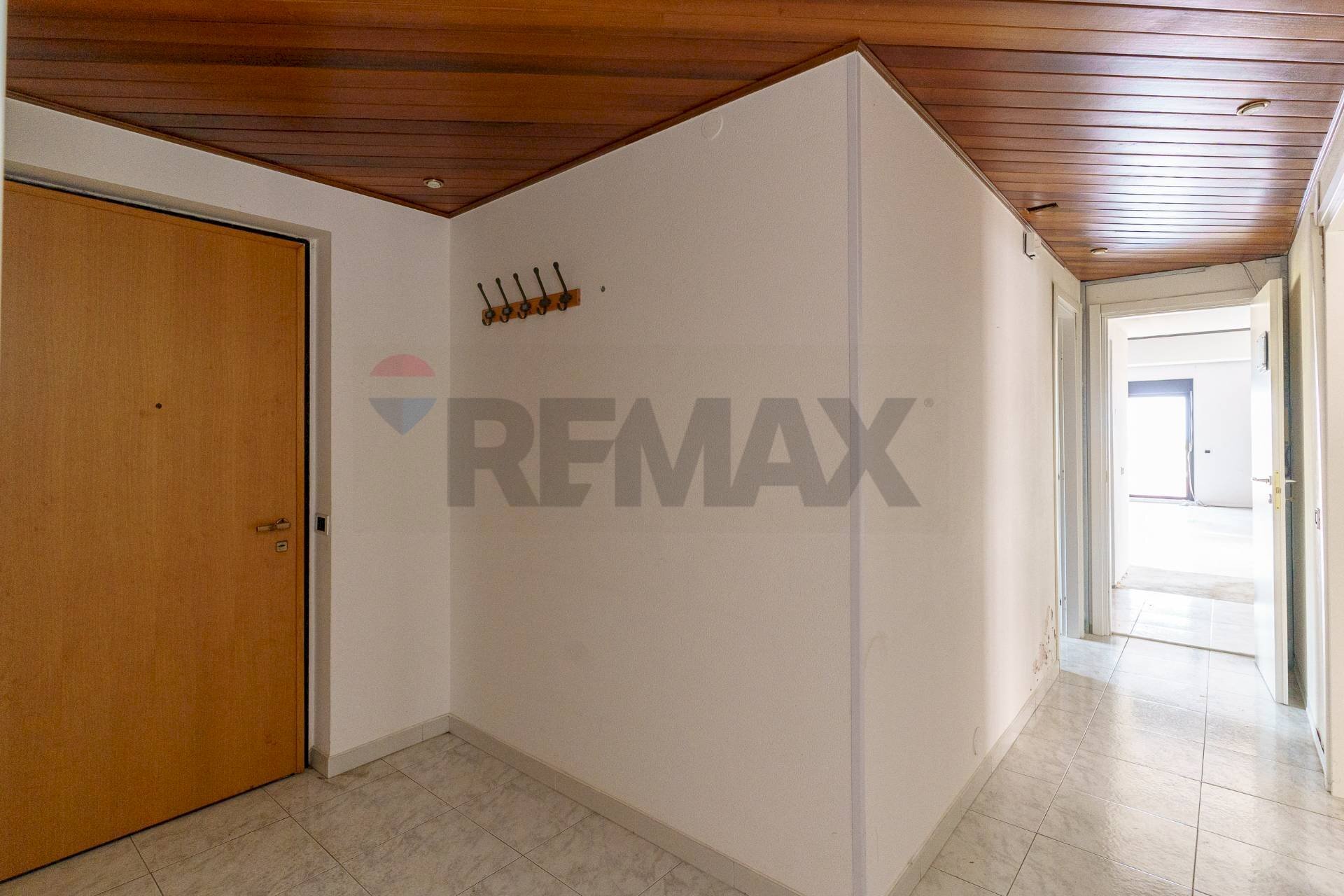 Hall / corridoio - Apartment via Mauro Maugeri
 
17, Aci Castello - photo 3