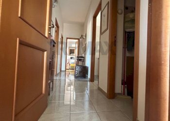 Hall / corridoio - Attico Viale Trieste
 
55, Caltanissetta - foto 23