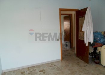 Stanza vuota - Appartamento Via Carnevale
 
9, Caltanissetta - foto 19