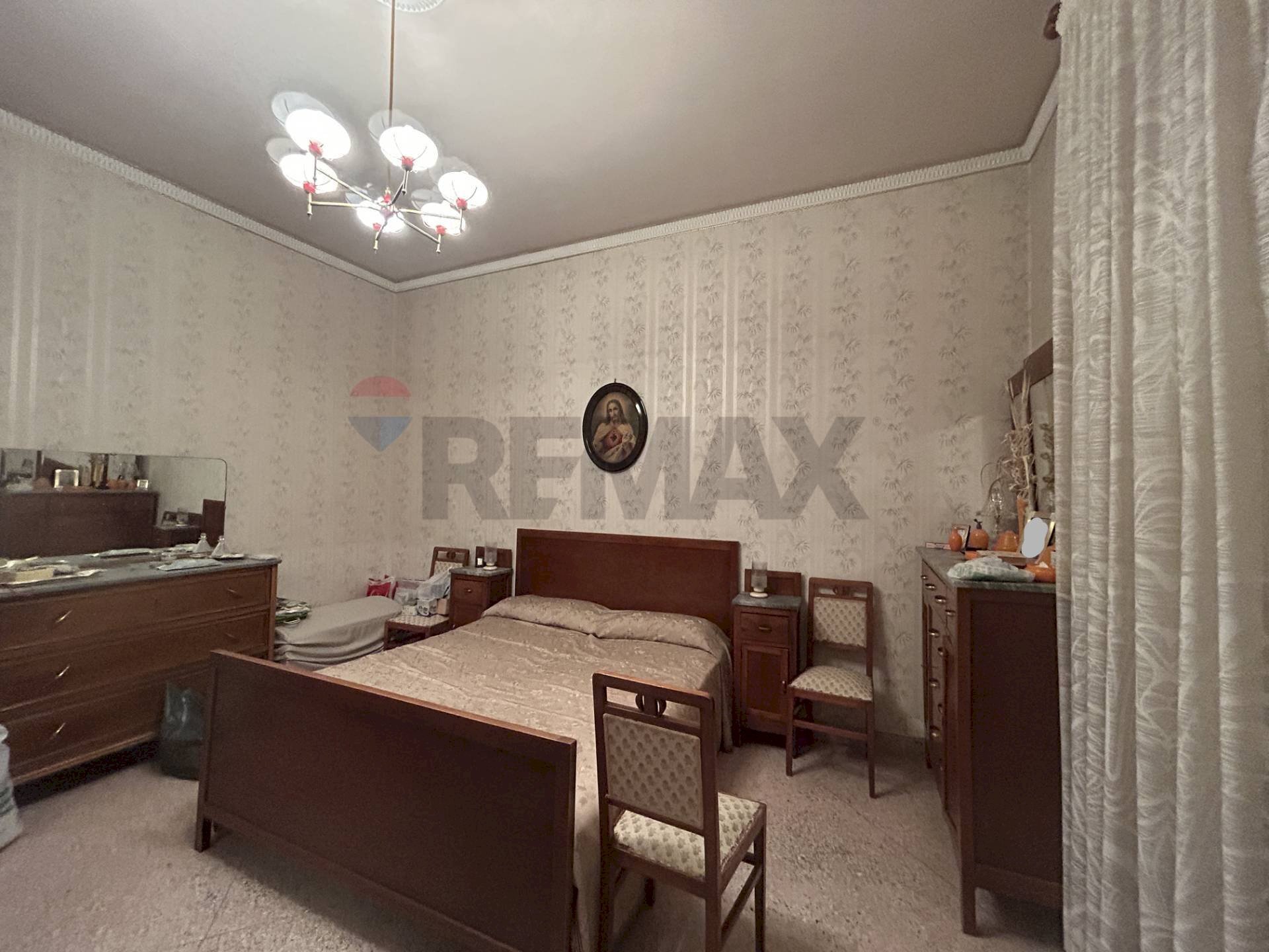 Camera / camera da letto - Appartamento Piazza Martiri D'Ungheria
 
9, Caltanissetta - foto 2