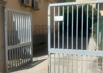 Edificio all\'aperto - Appartamento Piazza Martiri D'Ungheria
 
9, Caltanissetta - foto 8