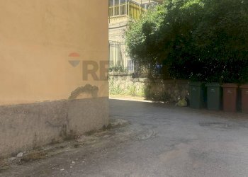 Edificio all\'aperto - Appartamento Piazza Martiri D'Ungheria
 
9, Caltanissetta - foto 9