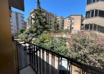 Balcone - Appartamento Piazza Martiri D'Ungheria
 
9, Caltanissetta - foto 23