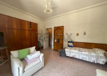 Camera / camera da letto - Appartamento Piazza Martiri D'Ungheria
 
9, Caltanissetta - foto 32