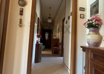 Hall / corridoio - Appartamento VIA CARNEVALE
 
9, Caltanissetta - foto 38