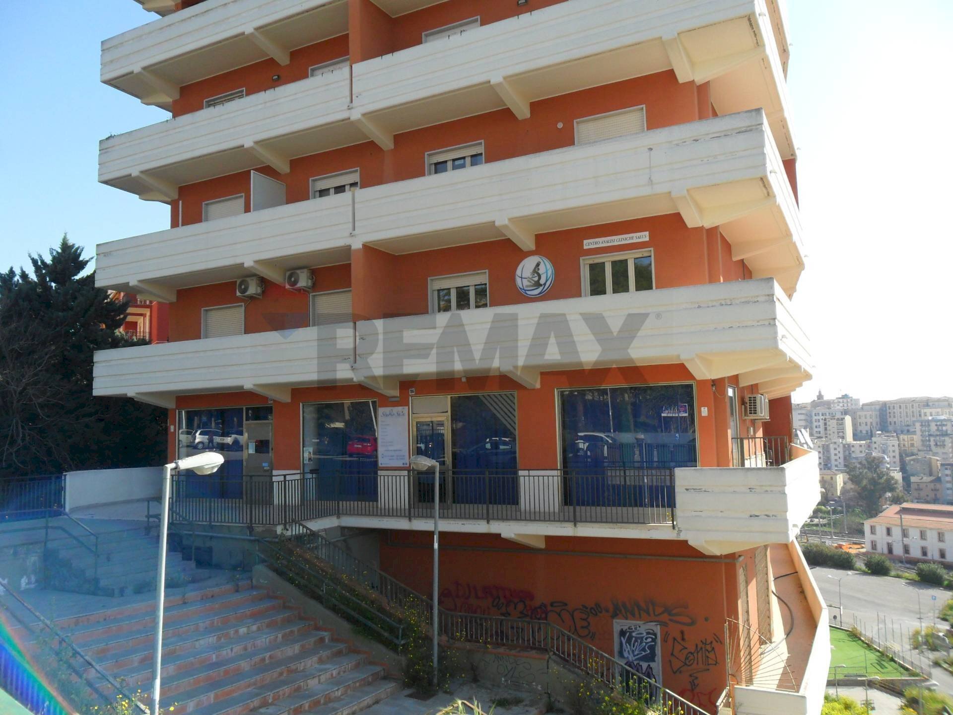 Edificio all\'aperto - Office via carlo pisacane
 
32, Caltanissetta - photo 2