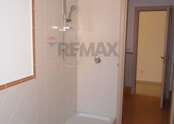 Bagno - Office via carlo pisacane
32, Caltanissetta - photo 35