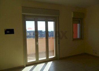 Stanza vuota - Office via carlo pisacane
32, Caltanissetta - photo 42