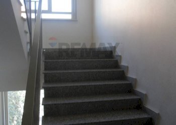 Scale - Office via carlo pisacane
32, Caltanissetta - photo 67