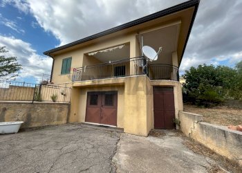 Casa all\'aperto - Villa Contrada Favarella Bassa, Caltanissetta - photo 4