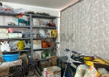 Dispensa di stoccaggio - Villa Contrada Favarella Bassa, Caltanissetta - photo 74