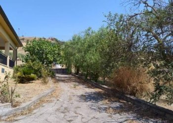 Terrazza - Villa Contrada Favarella Bassa, Caltanissetta - photo 88