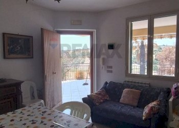 Sala da pranzo - Villa Contrada Favarella Bassa, Caltanissetta - photo 95