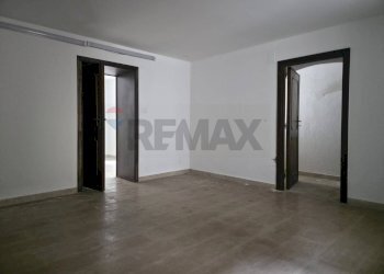 Stanza vuota - Bilocale corso umberto
 
73, Acireale - foto 3