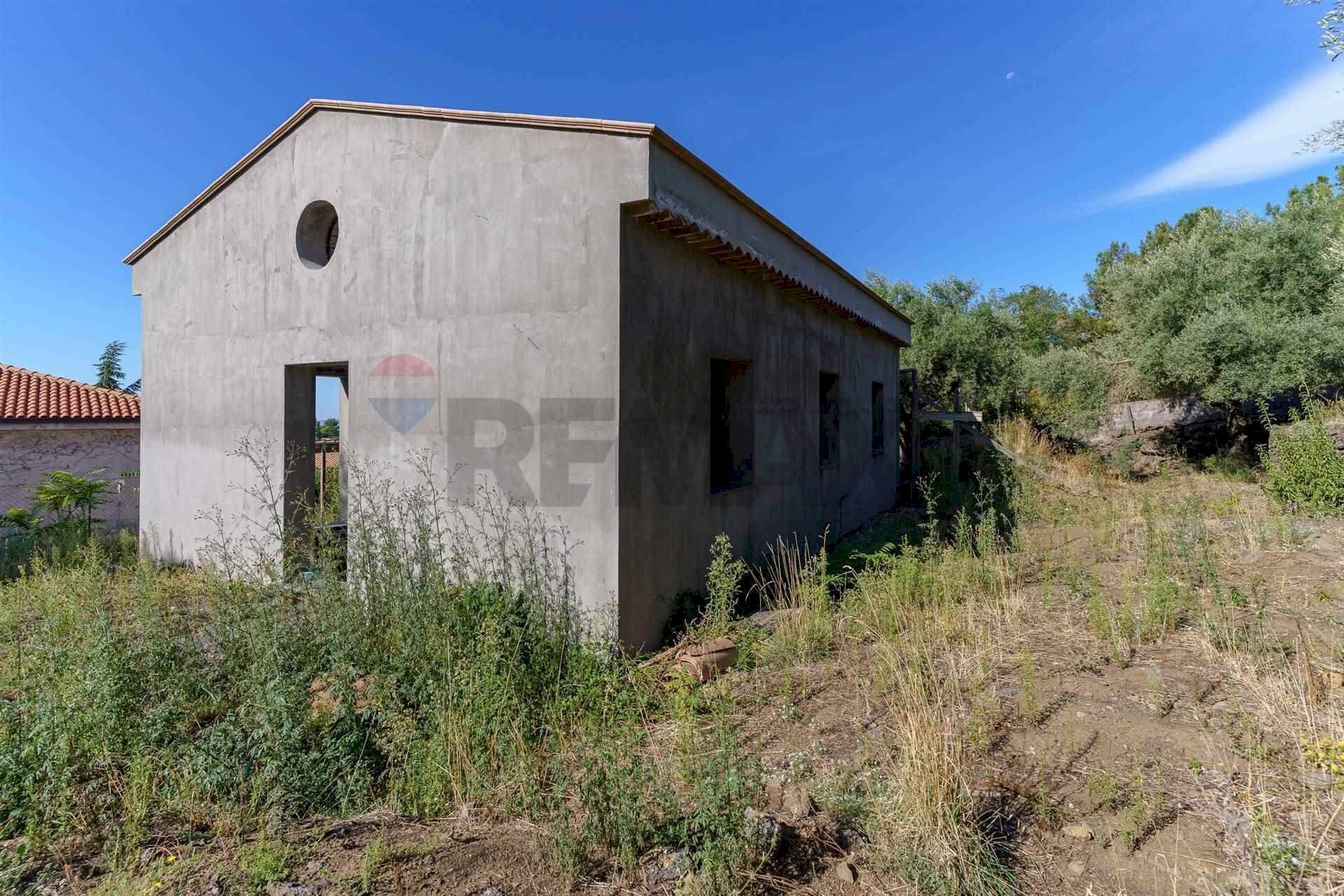 Casa all\'aperto - Monolocale CONTRADA VALLONE ROSSO
 
SNC, Biancavilla - foto 1