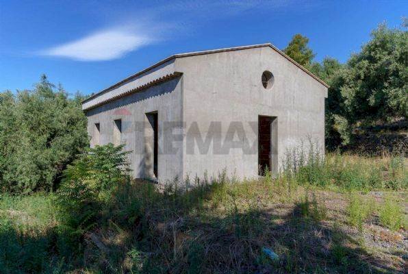 Casa all\'aperto - Monolocale CONTRADA VALLONE ROSSO
 
SNC, Biancavilla - foto 3