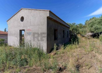 Casa all\'aperto - Monolocale CONTRADA VALLONE ROSSO
 
SNC, Biancavilla - foto 1