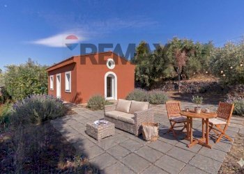 Casa all\'aperto - Monolocale CONTRADA VALLONE ROSSO
 
SNC, Biancavilla - foto 1