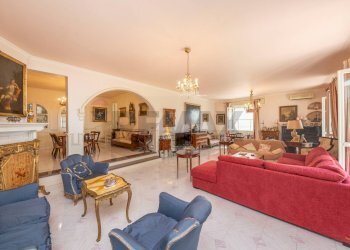 Sala da pranzo - Villa Via Empedocle, Aci Castello - foto 40