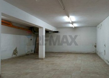 Parcheggio - Commercial Premises Via Roma
 
253, Enna - photo 17