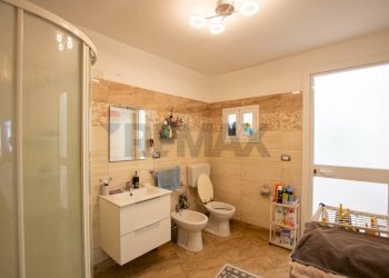Bagno - Trilocale via Pindaro
 
6A, Siracusa - foto 10