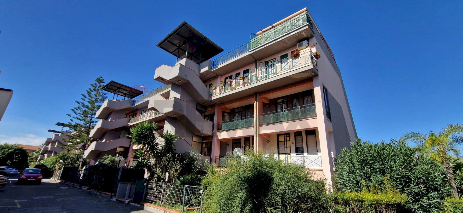 Edificio all\'aperto - Trilocale Via Francavilla
 
7, Taormina - foto 2