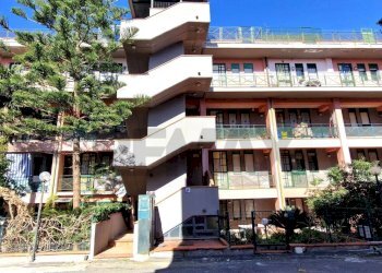 Edificio all\'aperto - Trilocale Via Francavilla
 
7, Taormina - foto 4