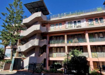 Edificio all\'aperto - Trilocale Via Francavilla
 
7, Taormina - foto 7