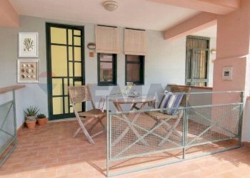 Terrazza modificata con IA - Trilocale Via Francavilla
 
7, Taormina - foto 9